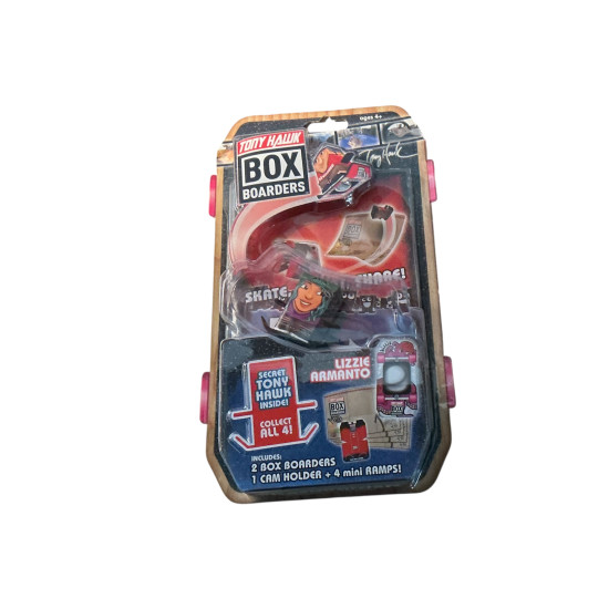 Tony Hawk Box Boarders set - Lizzie Armanto 